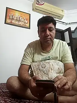 innocentboy1987 online show from September 23, 2025, 6:53 am