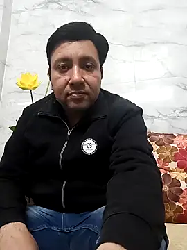 innocentboy1987 online show from March 6, 2025, 12:41 pm