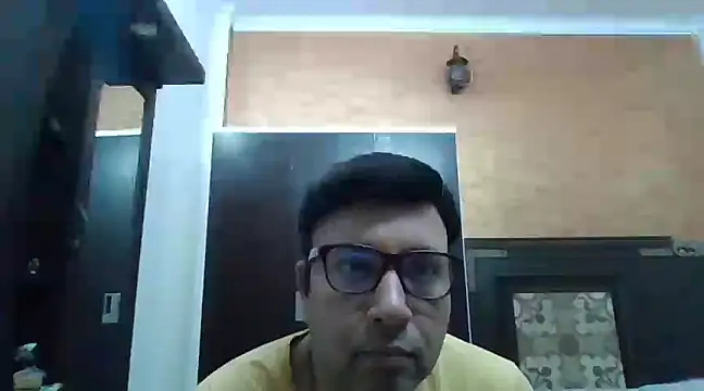 innocentboy1987 online show from March 20, 2025, 8:42 am