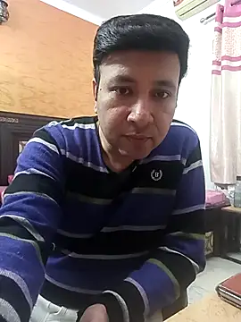 innocentboy1987 online show from January 19, 2026, 5:00 am