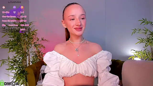 Snapshot of miiss__lulu chatting on May 27, 2026, 1:04 am miiss lulu online show from May 27, 2026, 1:04 am