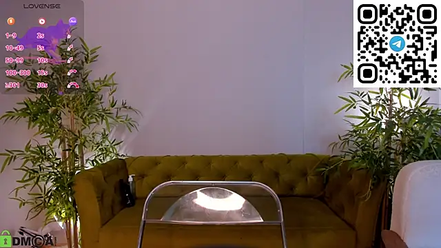Snapshot of miiss__lulu chatting on May 6, 2026, 12:58 am miiss lulu online show from May 6, 2026, 12:58 am