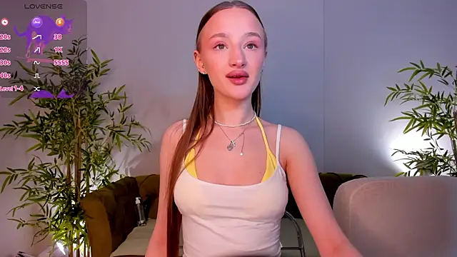 Snapshot of miiss__lulu chatting on May 19, 2026, 12:59 am miiss lulu online show from May 19, 2026, 12:59 am