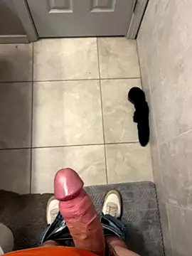 zay 01 online show from December 15, 2025, 3:29 pm