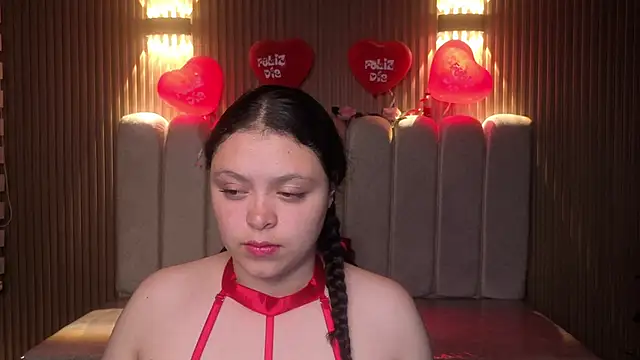 Snapshot of Cute_Angell_ chatting on February 17, 2026, 3:37 am Cute Angell online show from February 17, 2026, 3:37 am