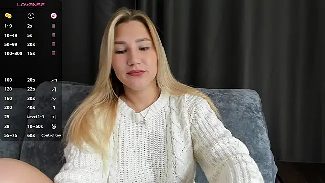 Snapshot of And1sa chatting on September 22, 2025, 9:04 am And1sa online show from September 22, 2025, 9:04 am