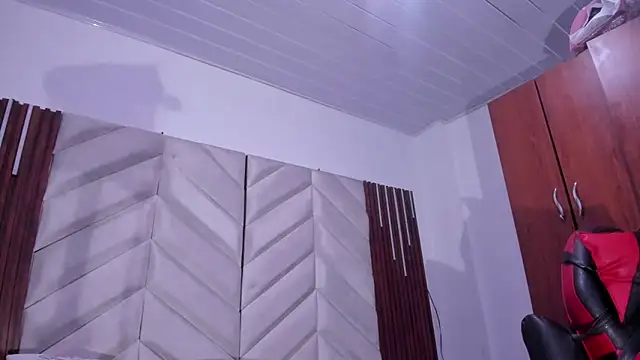 Snapshot of aprilvagner03 chatting on May 23, 2026, 2:32 am aprilvagner03 online show from May 23, 2026, 2:32 am