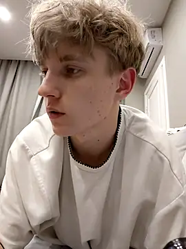 And25bn online show from October 22, 2025, 1:49 am