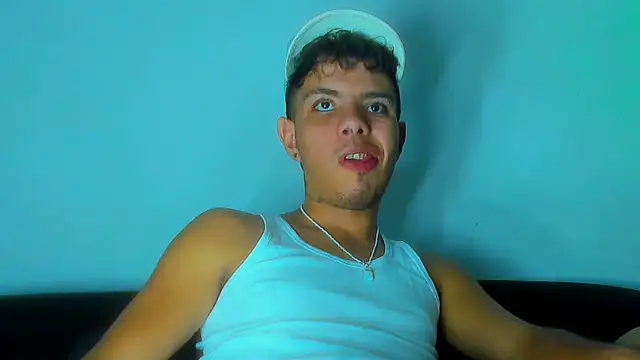 Snapshot of Alessandro_1610 chatting on February 7, 2026, 3:14 am Alessandro 1610 online show from February 7, 2026, 3:14 am