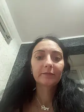 Snapshot of Miroslava1247 chatting on November 28, 2025, 6:19 pm Miroslava1247 online show from November 28, 2025, 6:19 pm