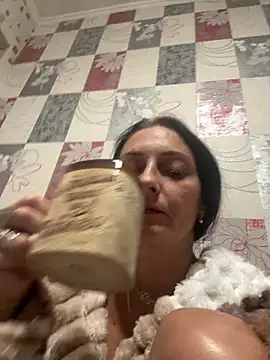 Snapshot of Miroslava1247 chatting on November 5, 2025, 8:23 pm Miroslava1247 online show from November 5, 2025, 8:23 pm