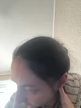 Snapshot of Miroslava1247 chatting on February 24, 2025, 2:04 pm Miroslava1247 online show from February 24, 2025, 2:04 pm