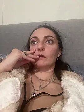 Miroslava1247 online show from April 14, 2026, 5:29 pm