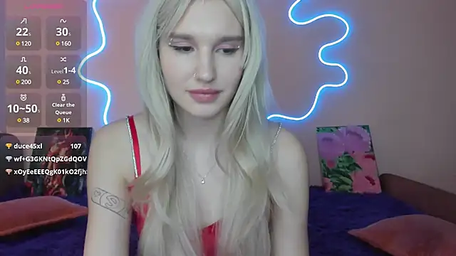 Snapshot of EvelinaLuu chatting on March 6, 2025, 7:36 am EvelinaLuu online show from March 6, 2025, 7:36 am