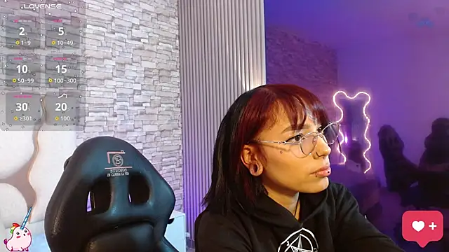 Issa tay1 online show from October 23, 2025, 7:34 pm