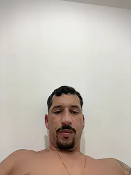 Snapshot of MateusBH123 chatting on January 18, 2026, 10:13 pm MateusBH123 online show from January 18, 2026, 10:13 pm