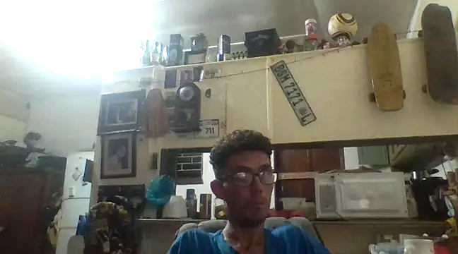 Snapshot of Invisibledickman chatting on February 7, 2025, 7:59 pm Invisibledickman online show from February 7, 2025, 7:59 pm