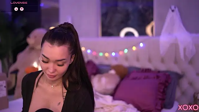 Snapshot of SashaFerrera chatting on October 30, 2025, 7:55 pm SashaFerrera online show from October 30, 2025, 7:55 pm