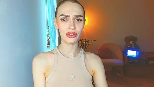 Snapshot of Lady_Sunshine_ chatting on April 22, 2026, 8:43 am Lady Sunshine online show from April 22, 2026, 8:43 am