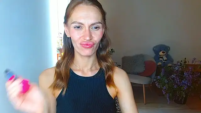 Snapshot of Lady_Sunshine_ chatting on May 17, 2026, 7:41 am Lady Sunshine online show from May 17, 2026, 7:41 am