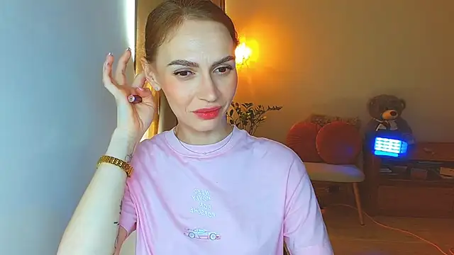 Snapshot of Lady_Sunshine_ chatting on April 21, 2026, 6:31 am Lady Sunshine online show from April 21, 2026, 6:31 am