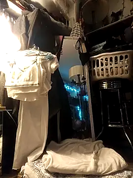 ShysluutGia online show from November 28, 2025, 1:50 am