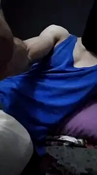 Snapshot of Adem_usr chatting on February 20, 2025, 8:36 pm Adem usr online show from February 20, 2025, 8:36 pm