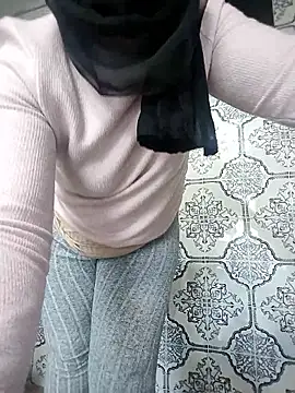 Snapshot of nouhaty chatting on December 1, 2025, 7:42 am nouhaty online show from December 1, 2025, 7:42 am