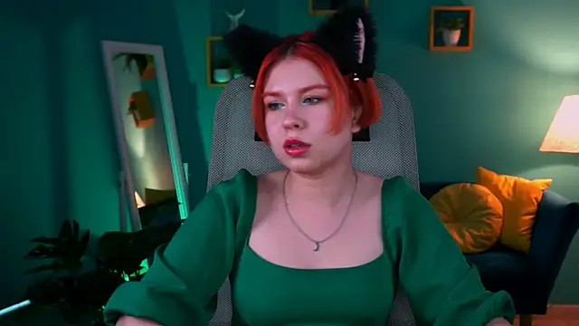 Snapshot of MitsukiMun chatting on February 23, 2025, 6:12 pm MitsukiMun online show from February 23, 2025, 6:12 pm