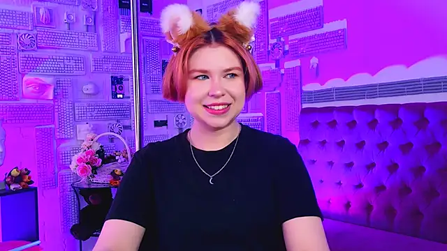 Snapshot of MitsukiMun chatting on March 19, 2025, 7:07 am MitsukiMun online show from March 19, 2025, 7:07 am