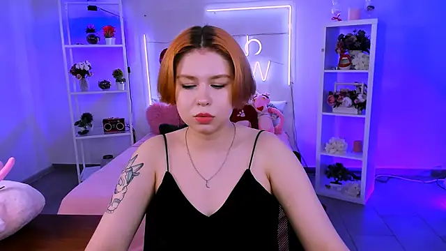 Snapshot of MitsukiMun chatting on March 22, 2025, 7:53 pm MitsukiMun online show from March 22, 2025, 7:53 pm