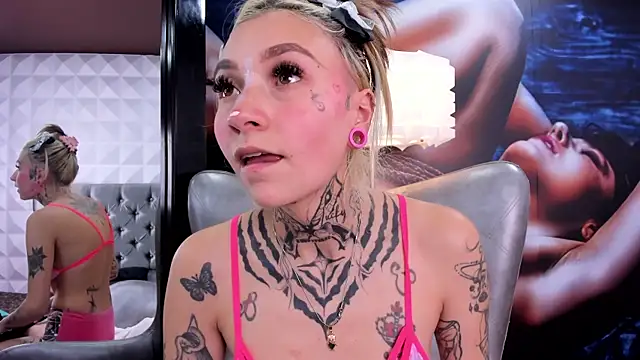 miss   angel online show from March 13, 2025, 9:05 pm