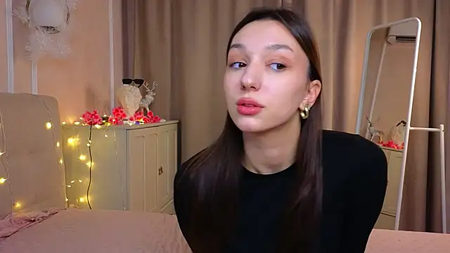 ColleenCox online show from March 7, 2025, 8:22 pm