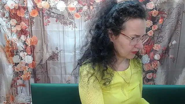 Snapshot of Miroslava_Happi chatting on May 21, 2026, 5:49 am Miroslava Happi online show from May 21, 2026, 5:49 am