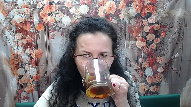Snapshot of Miroslava_Happi chatting on May 22, 2026, 5:38 am Miroslava Happi online show from May 22, 2026, 5:38 am