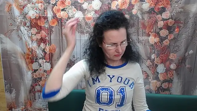 Snapshot of Miroslava_Happi chatting on May 16, 2026, 10:36 am Miroslava Happi online show from May 16, 2026, 10:36 am