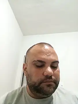 Snapshot of Felipe_OwnZ chatting on October 25, 2025, 4:33 am Felipe OwnZ online show from October 25, 2025, 4:33 am