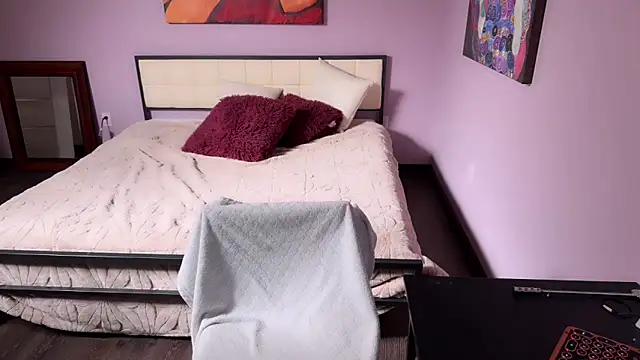 MrsJanetM online show from March 26, 2026, 2:54 am