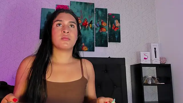 Snapshot of Selena_fox7 chatting on October 30, 2025, 3:27 am Selena fox7 online show from October 30, 2025, 3:27 am