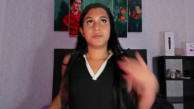 Snapshot of Selena_fox7 chatting on November 4, 2025, 3:21 am Selena fox7 online show from November 4, 2025, 3:21 am