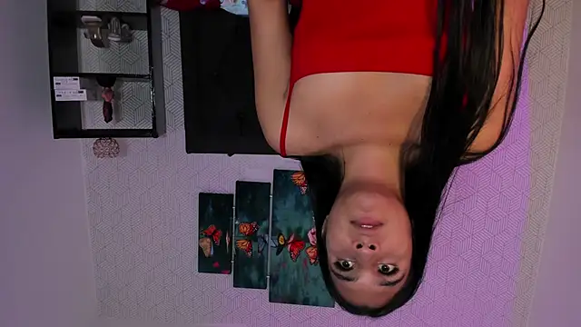 Snapshot of Selena_fox7 chatting on September 29, 2025, 3:46 am Selena fox7 online show from September 29, 2025, 3:46 am