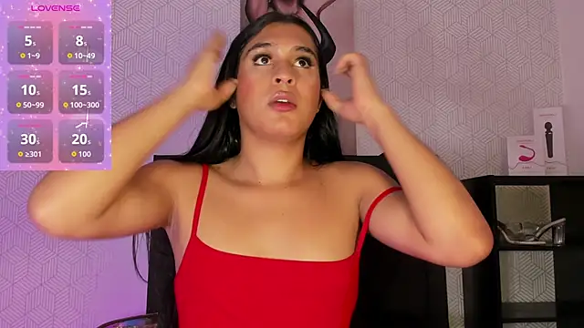 Snapshot of Selena_fox7 chatting on December 4, 2025, 3:16 am Selena fox7 online show from December 4, 2025, 3:16 am