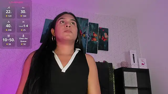 Snapshot of Selena_fox7 chatting on September 24, 2025, 3:13 am Selena fox7 online show from September 24, 2025, 3:13 am