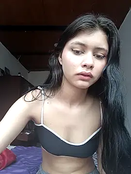 CHLOE ISABELL online show from November 9, 2025, 4:11 pm