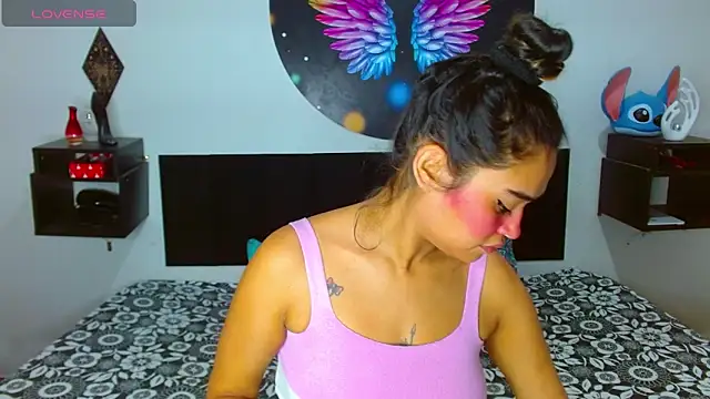 Ana Riderr online show from October 3, 2025, 3:52 am