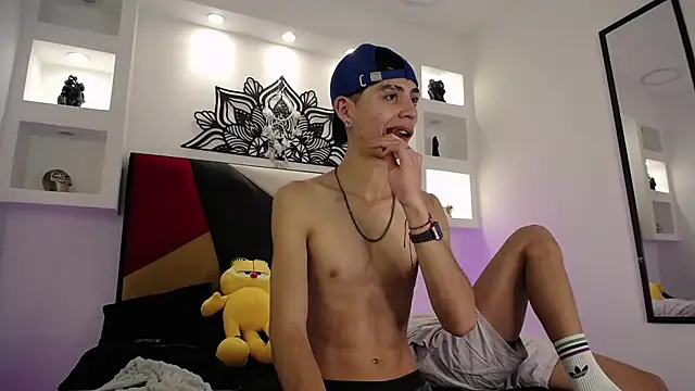 Snapshot of MaikyCooper chatting on February 26, 2025, 7:34 am MaikyCooper online show from February 26, 2025, 7:34 am