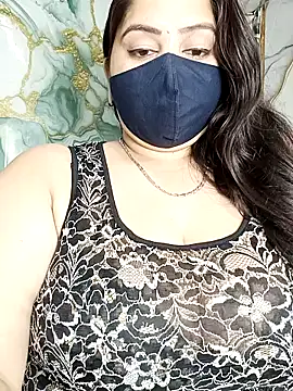 Snapshot of seetatiwari chatting on March 3, 2026, 9:11 pm seetatiwari online show from March 3, 2026, 9:11 pm