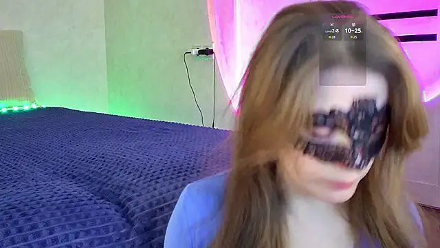 Roseaa online show from March 17, 2026, 5:32 am