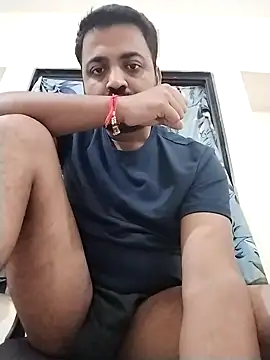 Vij717 online show from September 28, 2025, 4:08 am