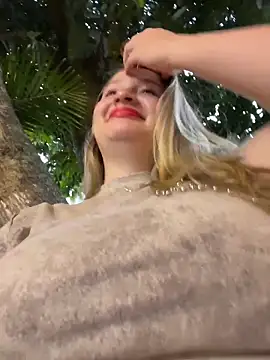 Snapshot of aurora_coldd chatting on February 27, 2026, 10:53 pm aurora coldd online show from February 27, 2026, 10:53 pm